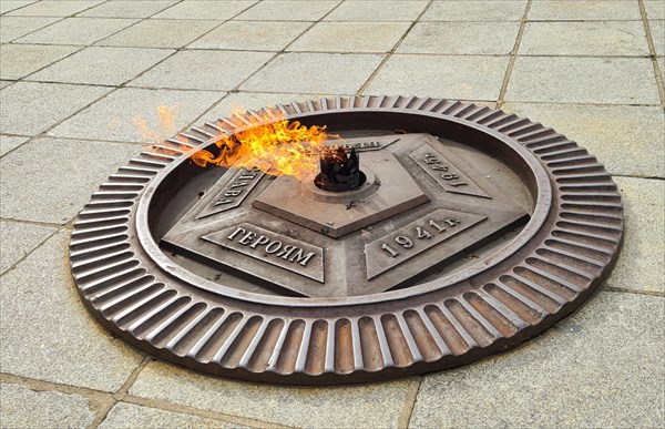 069-Памятник 1200 гвардеицам